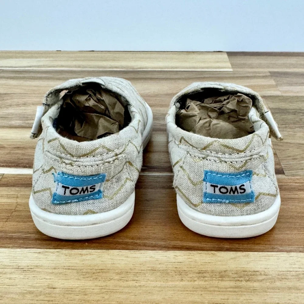 TOMS Alpargata Kids Gold Chevron Slip On Shoes T5 Toddler Casual‎ Comfort